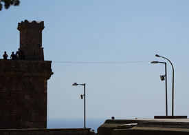 Silhouet bij het Castell de Montjuc.