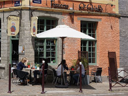 Kleine restaurantjes kom je in in het oude stadsdeel veel tegen.