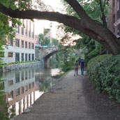 Een wandeling langs het Chesapeake and Ohio Canal mag je niet overslaan bij het bezoek aan Georgetown.