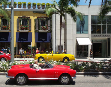 De Rodeo Drive in Beverly Hills. Hier gaan de mensen graag op sjiek.