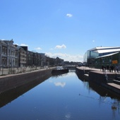 Hier wordt nog hard gewerkt. Er ligt veel overhoop. Geen wonder dat Delft over de kop is gegaan.