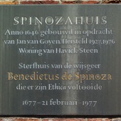 Hier overleed Spinoza in 1677. Nadat hij uit zijn gemeenschap is gestoten, heeft hij de naam Benedictus gekozen.