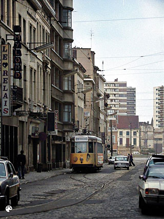 Het eindpunt van tramlijn G naar Grimbergen bij het Noordstation in Brussel, een week voor de opheffing op maandag 31 juli 1978. De lus liep langs slooppanden en had hier zijn eindpunt: pal tegenover smoezelige bordelen.